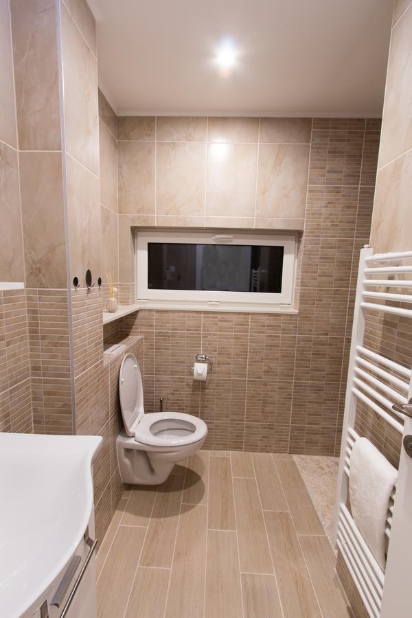 Apartmani Mont 1 Τζαχορίνα Εξωτερικό φωτογραφία