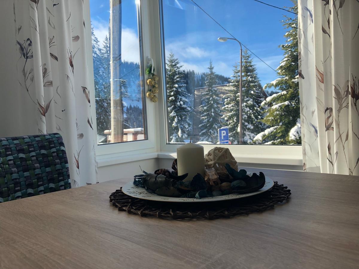 Apartmani Mont 1 Τζαχορίνα Εξωτερικό φωτογραφία