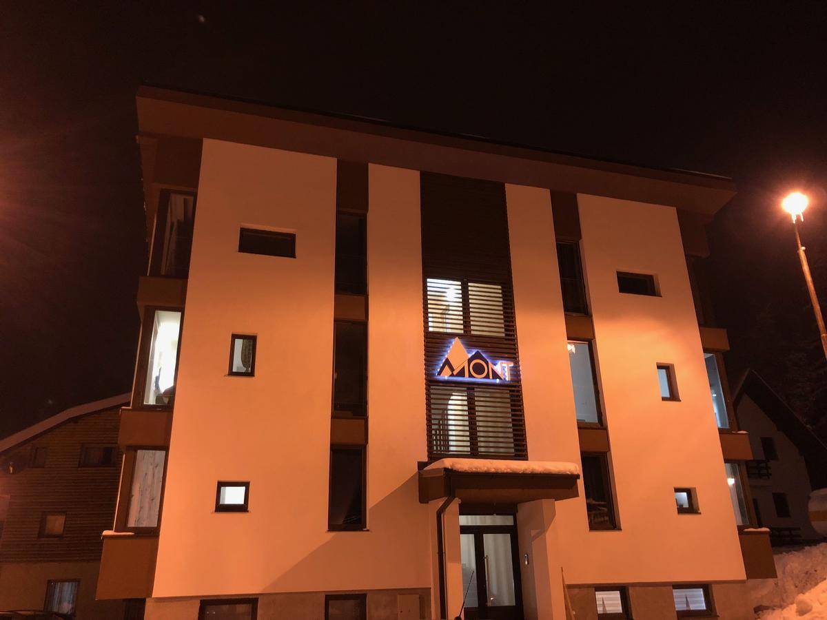 Apartmani Mont 1 Τζαχορίνα Εξωτερικό φωτογραφία